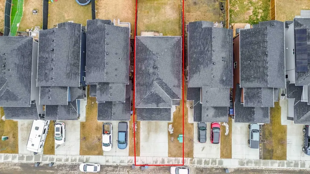 1025 Iron Landing Way Crossfield AB T0M 0S0