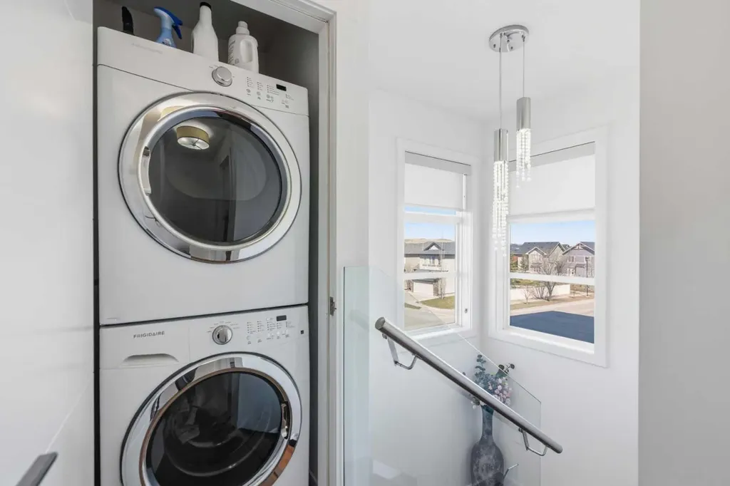 1530 Bayside Avenue SW Airdrie AB T4B 4B5