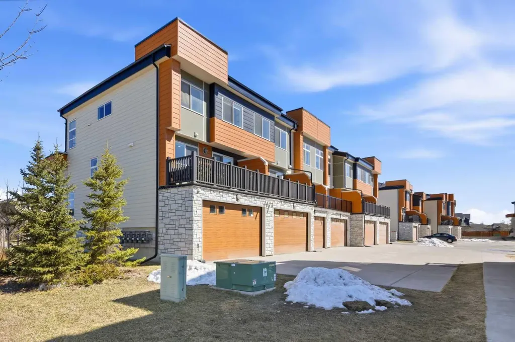 1530 Bayside Avenue SW Airdrie AB T4B 4B5