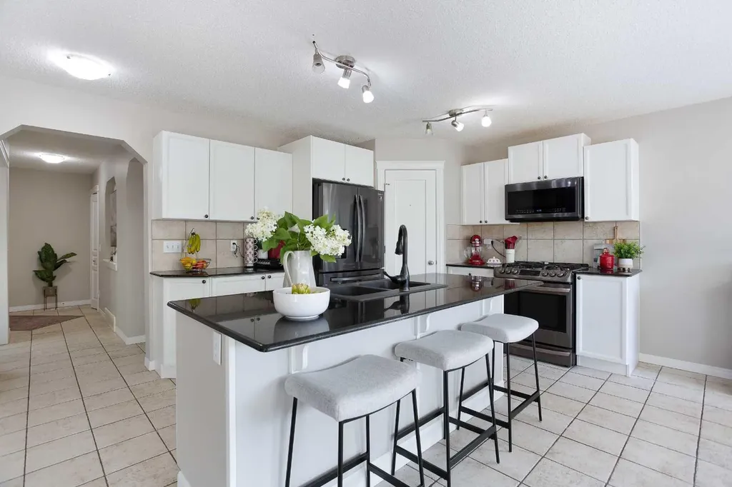 403 Morningside Way SW Airdrie AB T4B 3M5