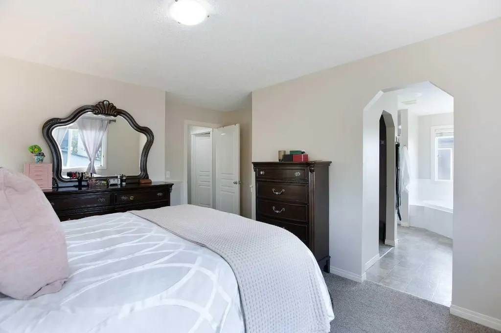 403 Morningside Way SW Airdrie AB T4B 3M5