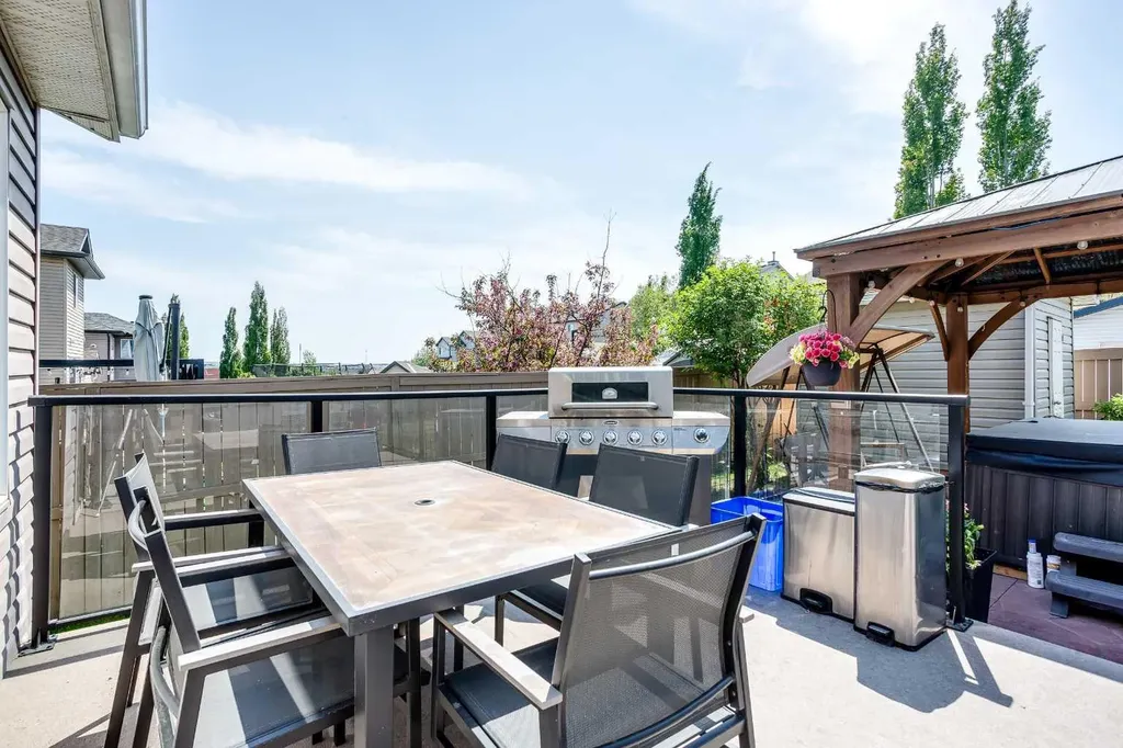 403 Morningside Way SW Airdrie AB T4B 3M5