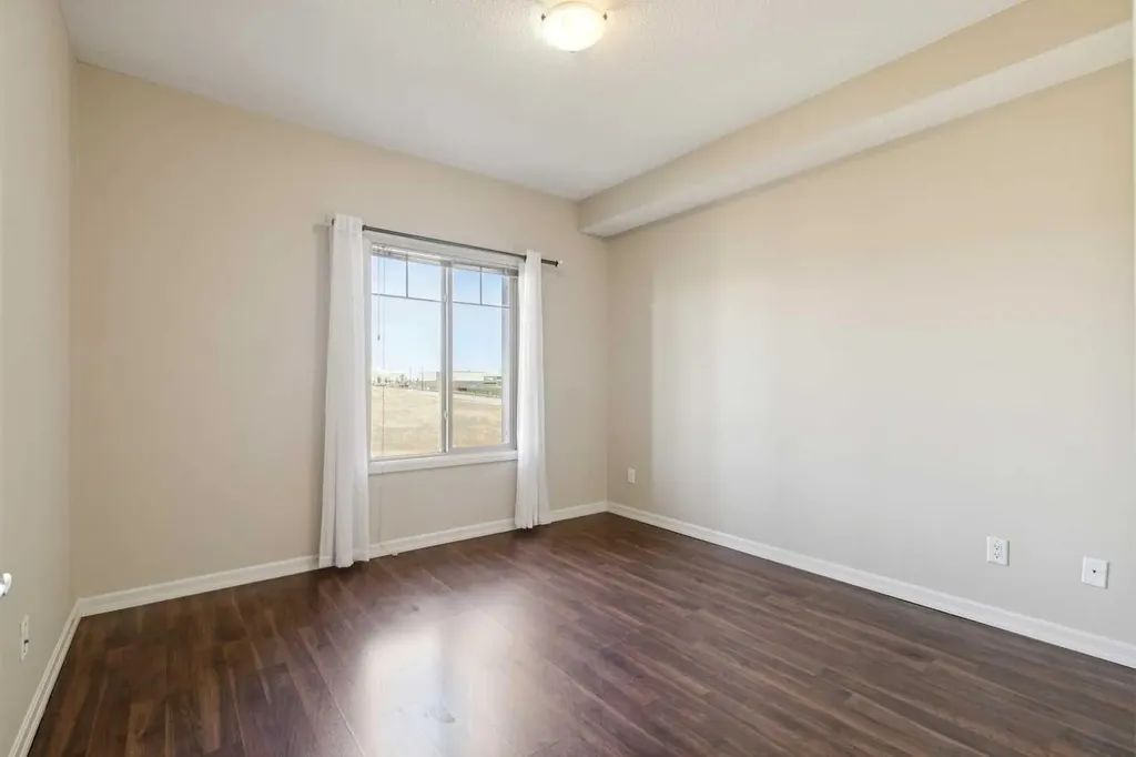 92 Crystal Shores Road Okotoks AB T1S 2N2