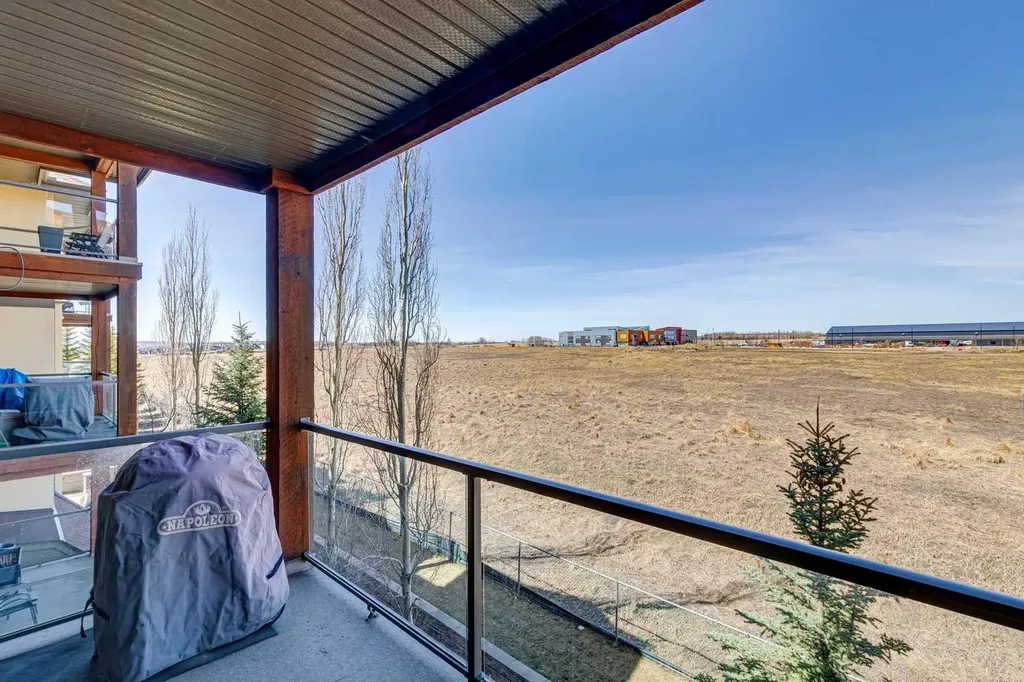 92 Crystal Shores Road Okotoks AB T1S 2N2
