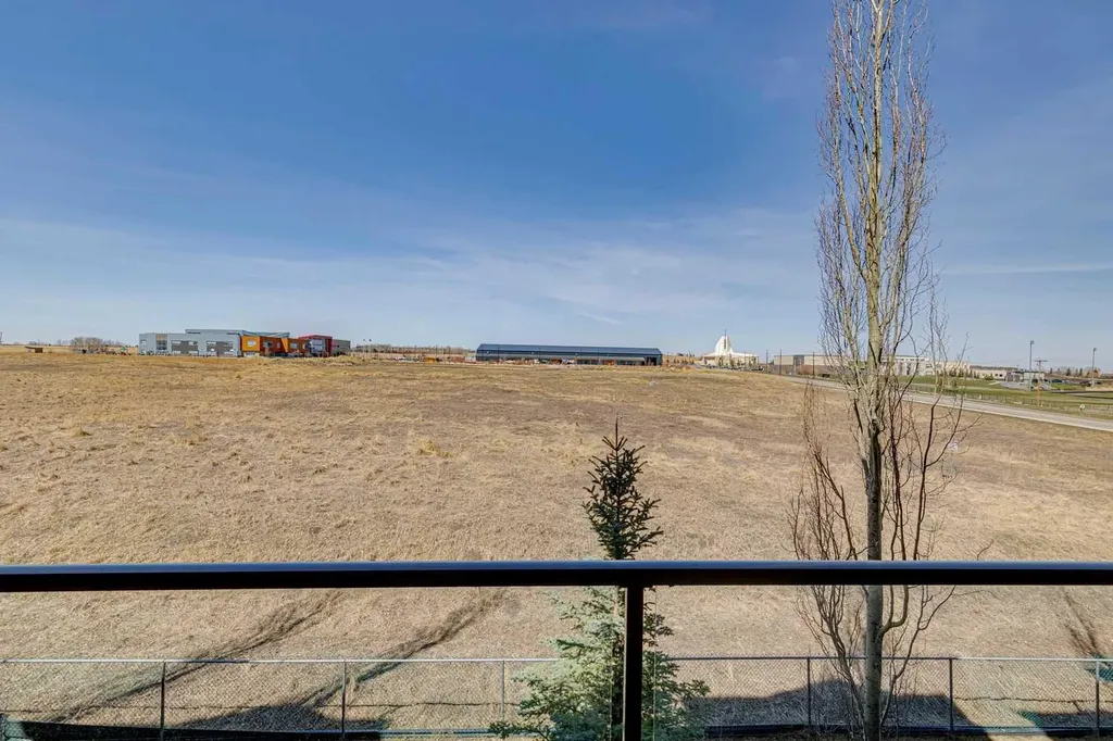 92 Crystal Shores Road Okotoks AB T1S 2N2