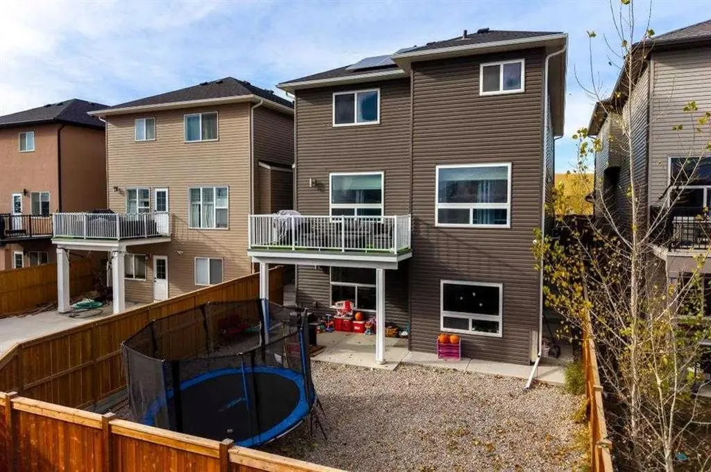 106 Baysprings Gardens SW Airdrie AB T4B5C6