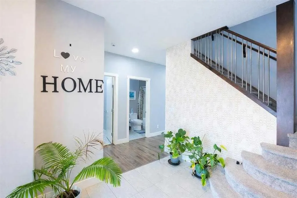 106 Baysprings Gardens SW Airdrie AB T4B5C6