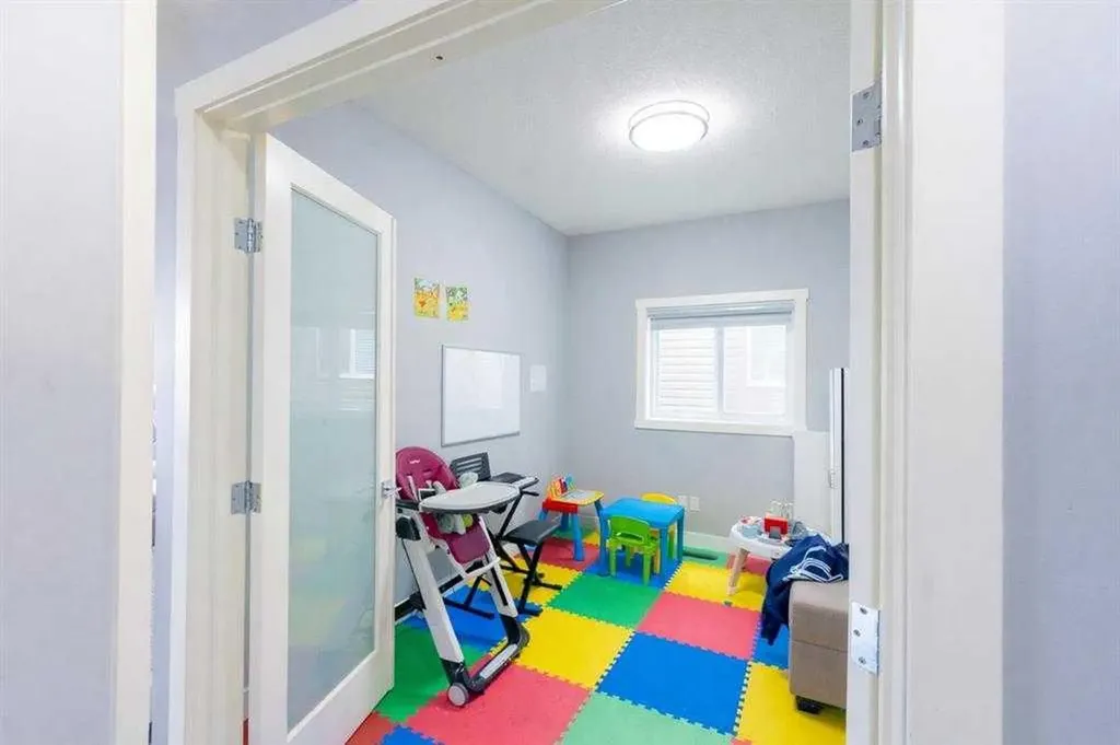 106 Baysprings Gardens SW Airdrie AB T4B5C6