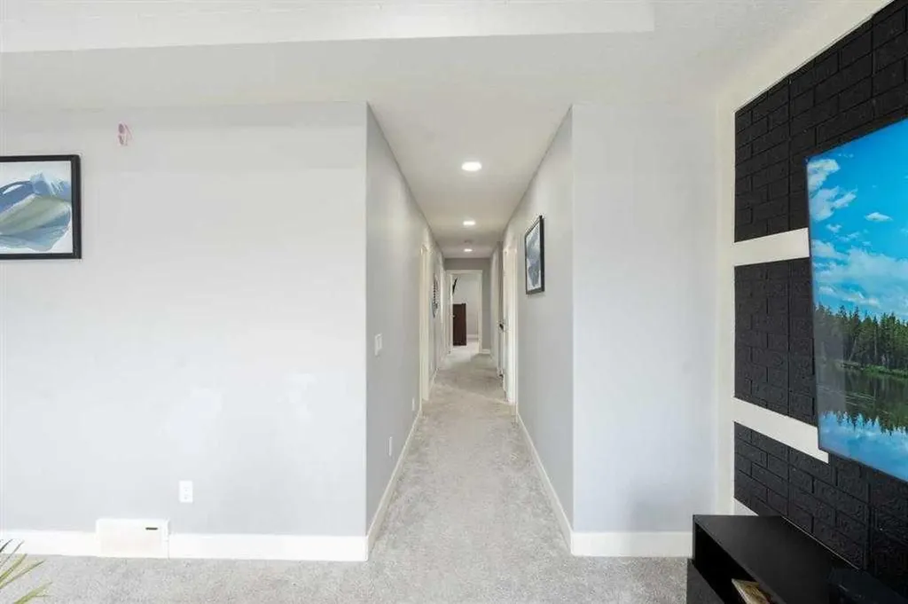 106 Baysprings Gardens SW Airdrie AB T4B5C6