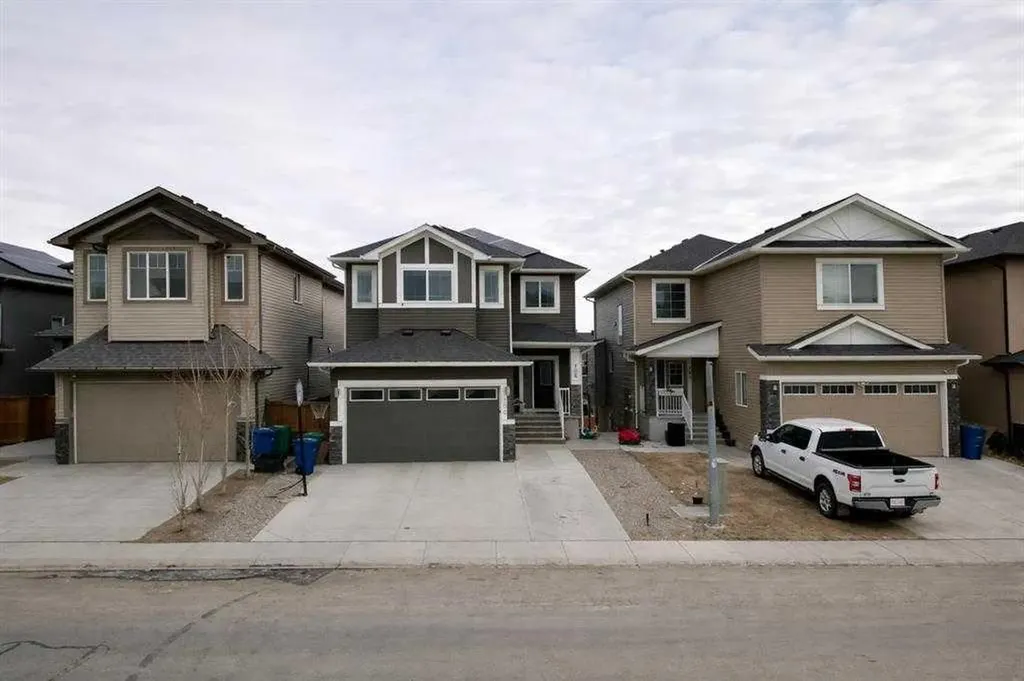 106 Baysprings Gardens SW Airdrie AB T4B5C6