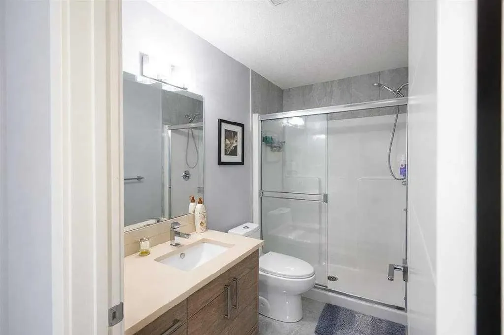 106 Baysprings Gardens SW Airdrie AB T4B5C6