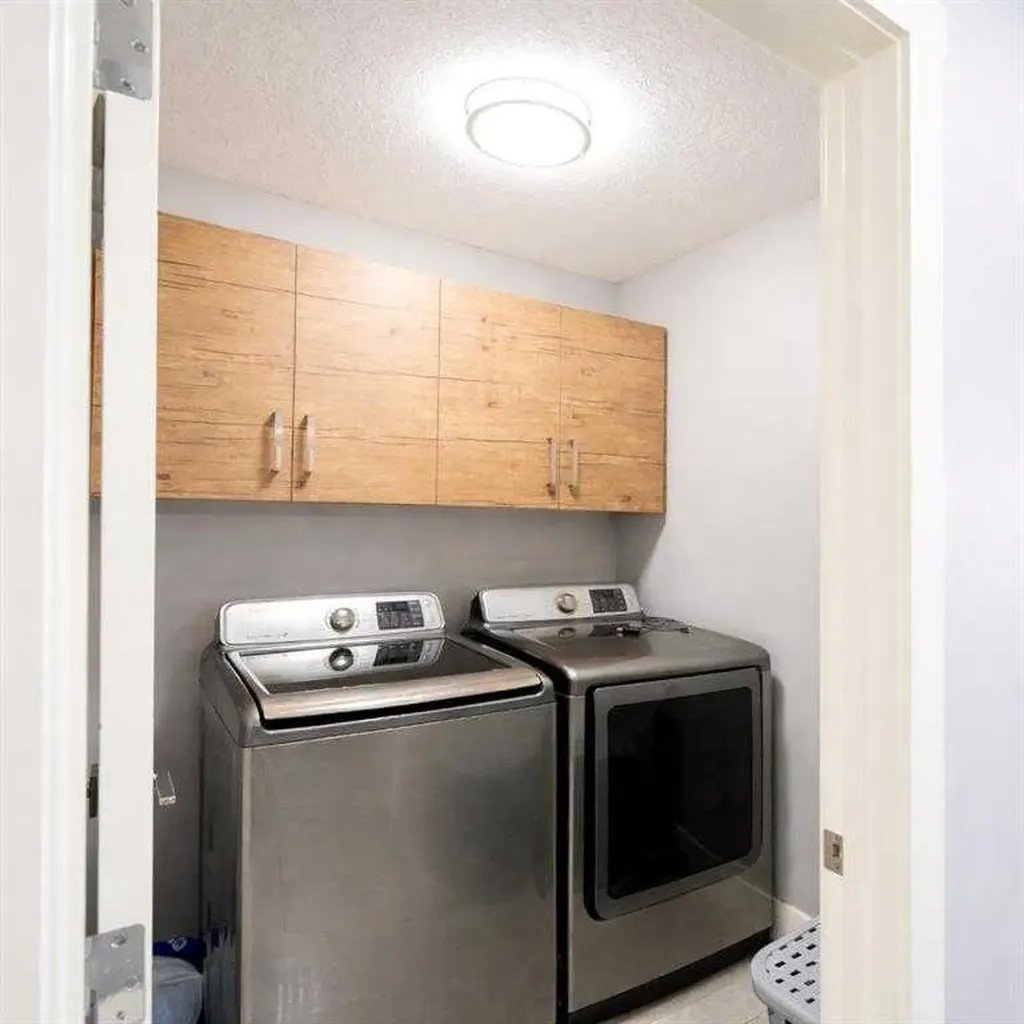 106 Baysprings Gardens SW Airdrie AB T4B5C6
