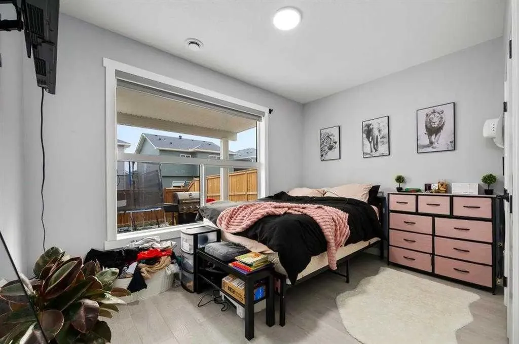 106 Baysprings Gardens SW Airdrie AB T4B5C6