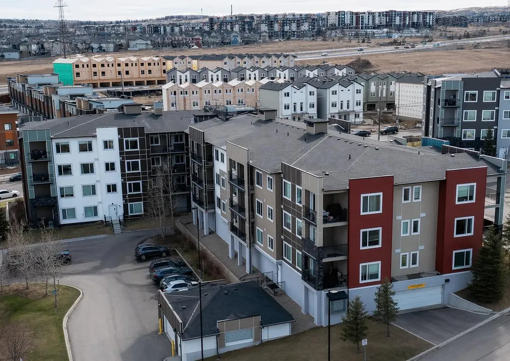 8 Sage Hill Terrace NW Calgary AB T3R0W5