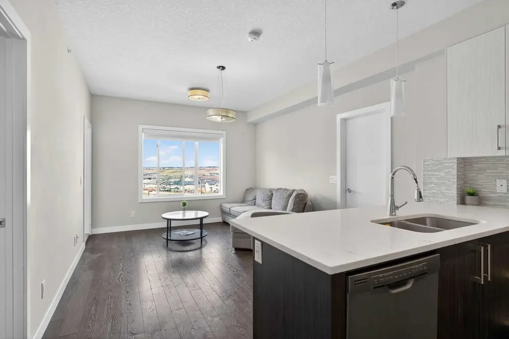 8 Sage Hill Terrace NW Calgary AB T3R0W5