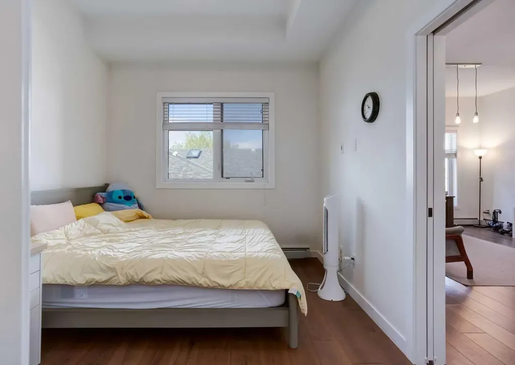 2702 17 Avenue SW Calgary AB T3E 8A5