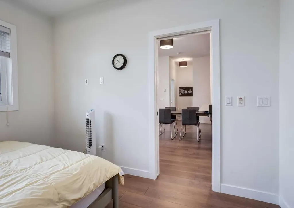 2702 17 Avenue SW Calgary AB T3E 8A5
