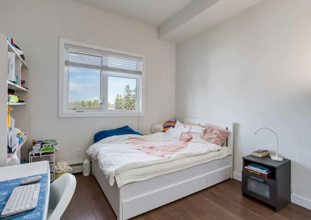 2702 17 Avenue SW Calgary AB T3E 8A5