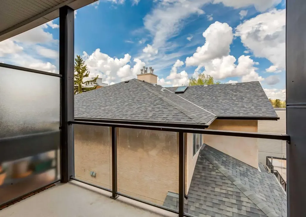 2702 17 Avenue SW Calgary AB T3E 8A5