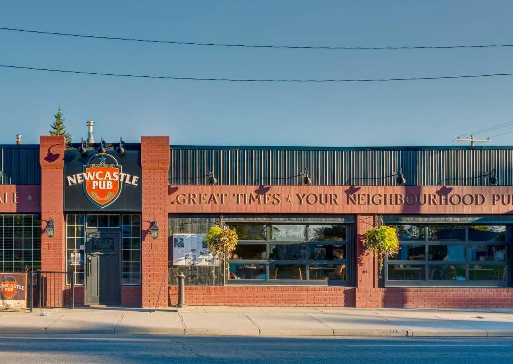 2702 17 Avenue SW Calgary AB T3E 8A5