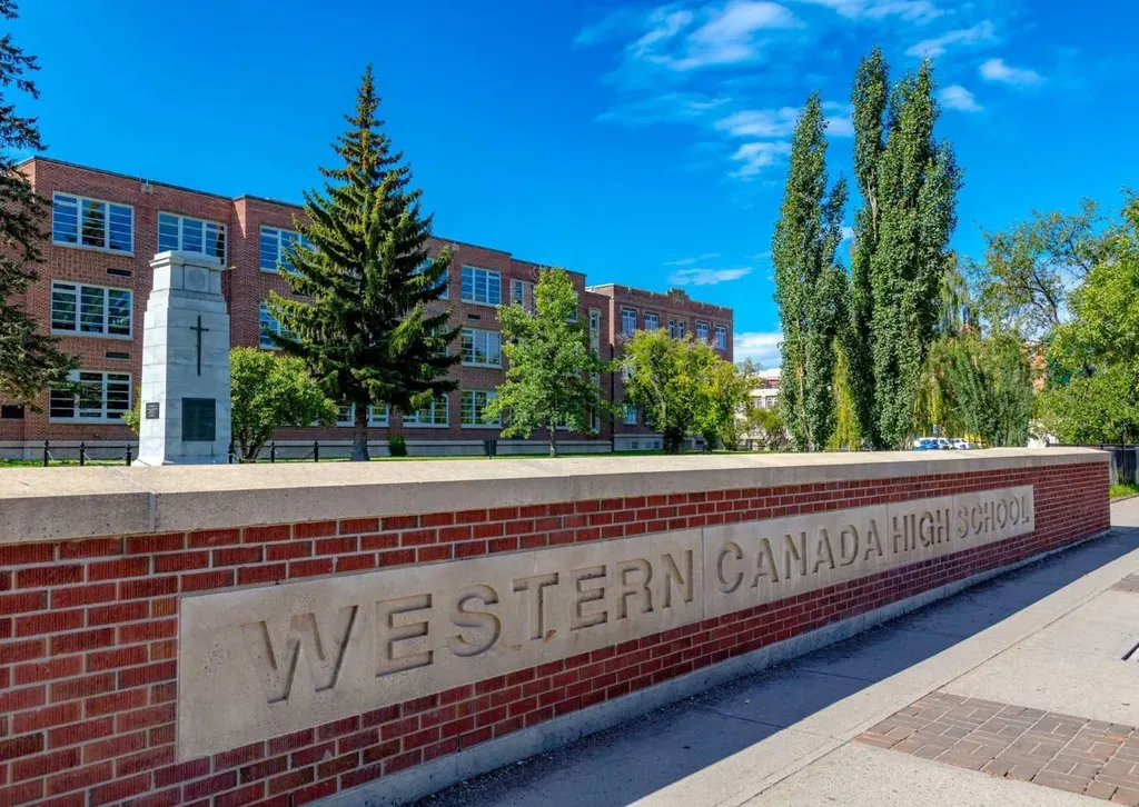 2702 17 Avenue SW Calgary AB T3E 8A5