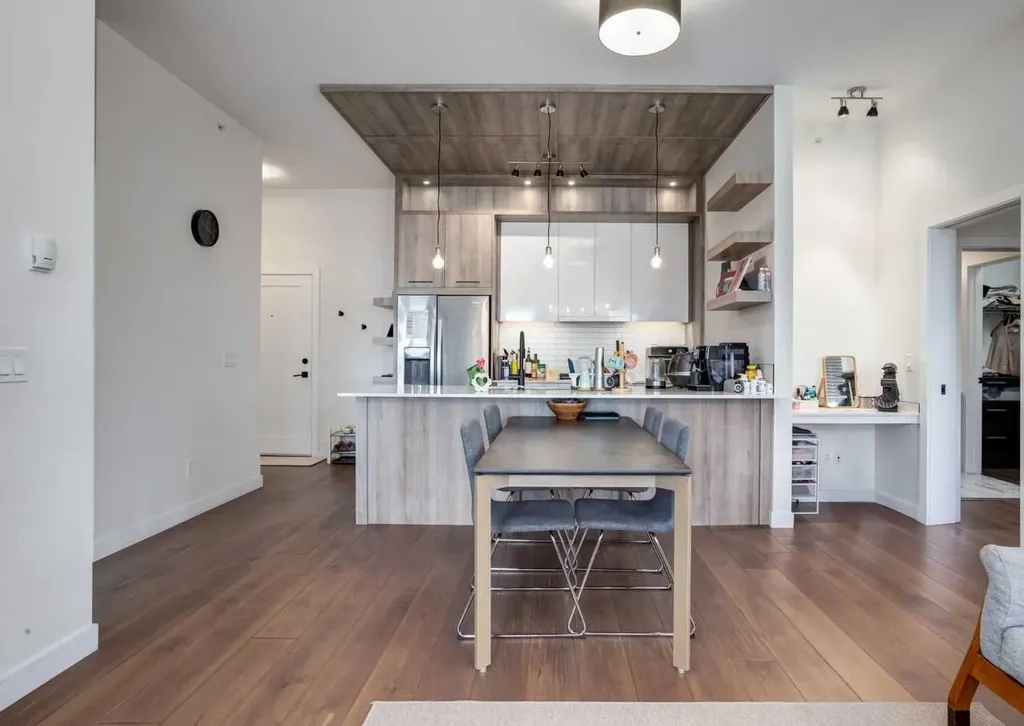 2702 17 Avenue SW Calgary AB T3E 8A5