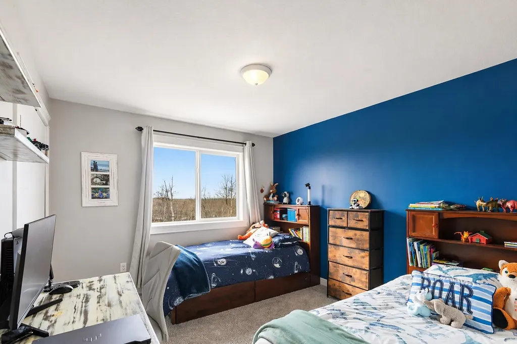13522 104a Street Grande Prairie AB T8V 6K9