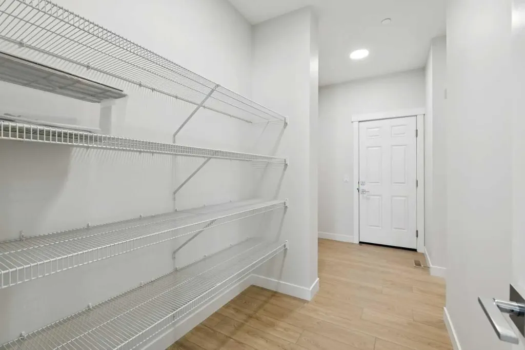322 Hotchkiss Common SE Calgary AB T3S0A6