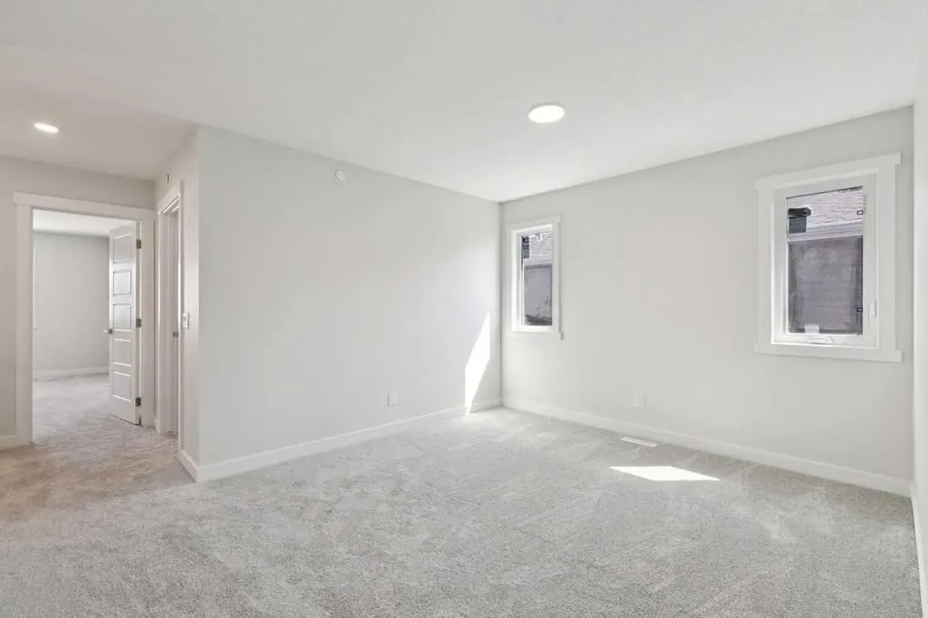 322 Hotchkiss Common SE Calgary AB T3S0A6