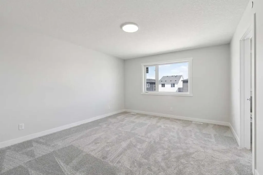 322 Hotchkiss Common SE Calgary AB T3S0A6