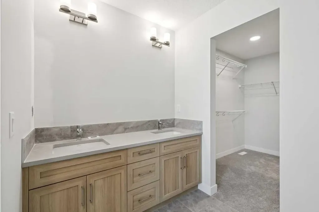 322 Hotchkiss Common SE Calgary AB T3S0A6