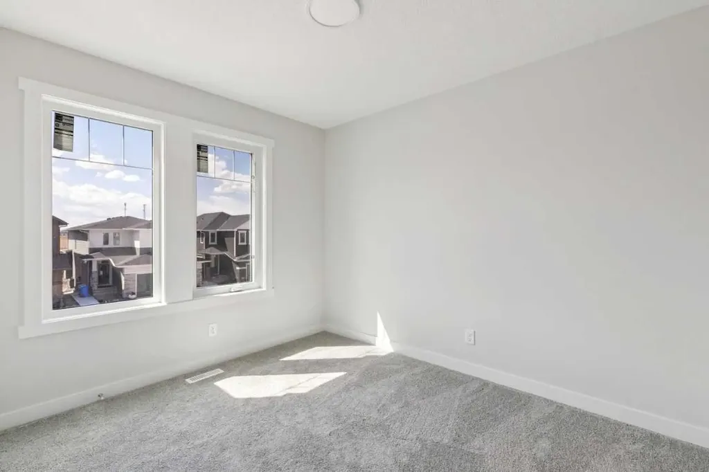 322 Hotchkiss Common SE Calgary AB T3S0A6