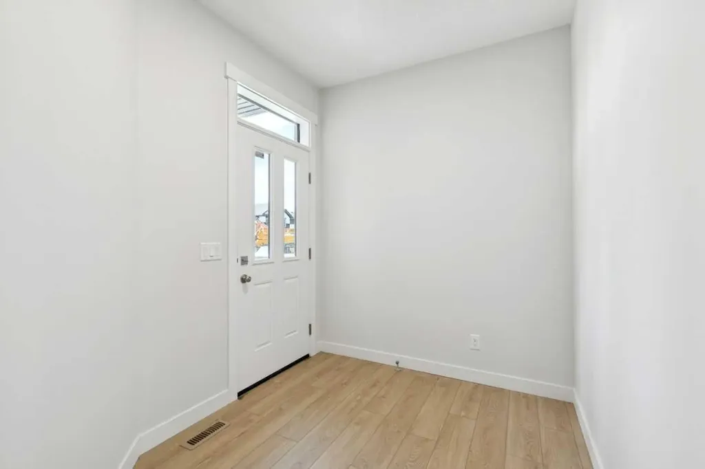 322 Hotchkiss Common SE Calgary AB T3S0A6