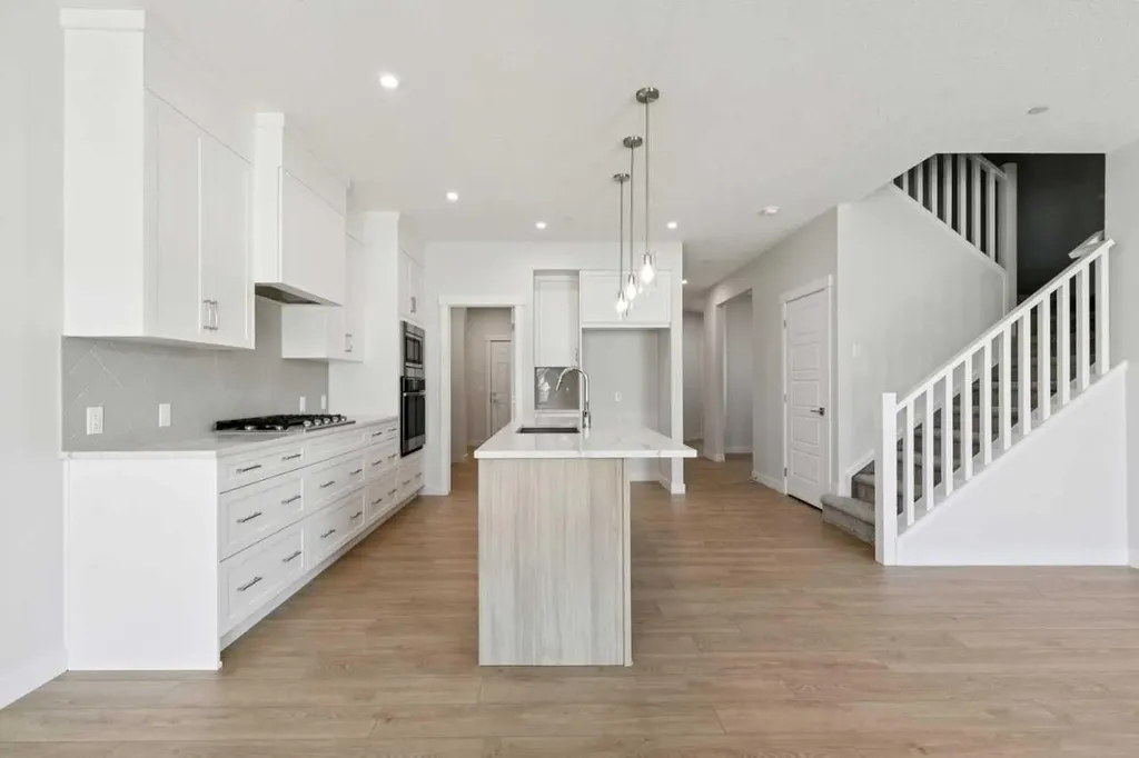 322 Hotchkiss Common SE Calgary AB T3S0A6