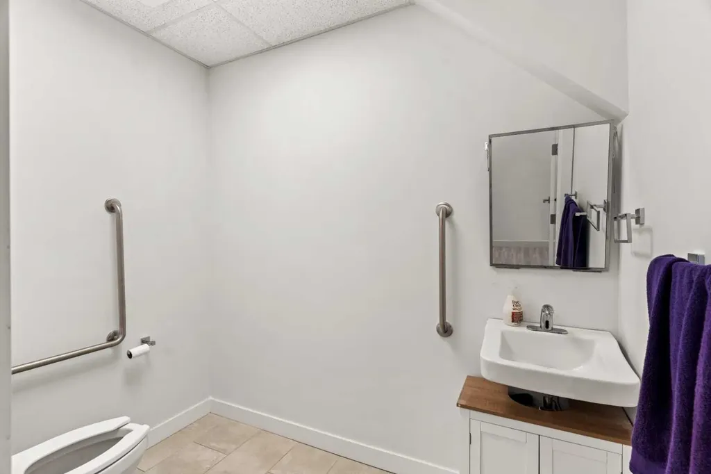 10960 42 Street NE Calgary AB T3N 2B8
