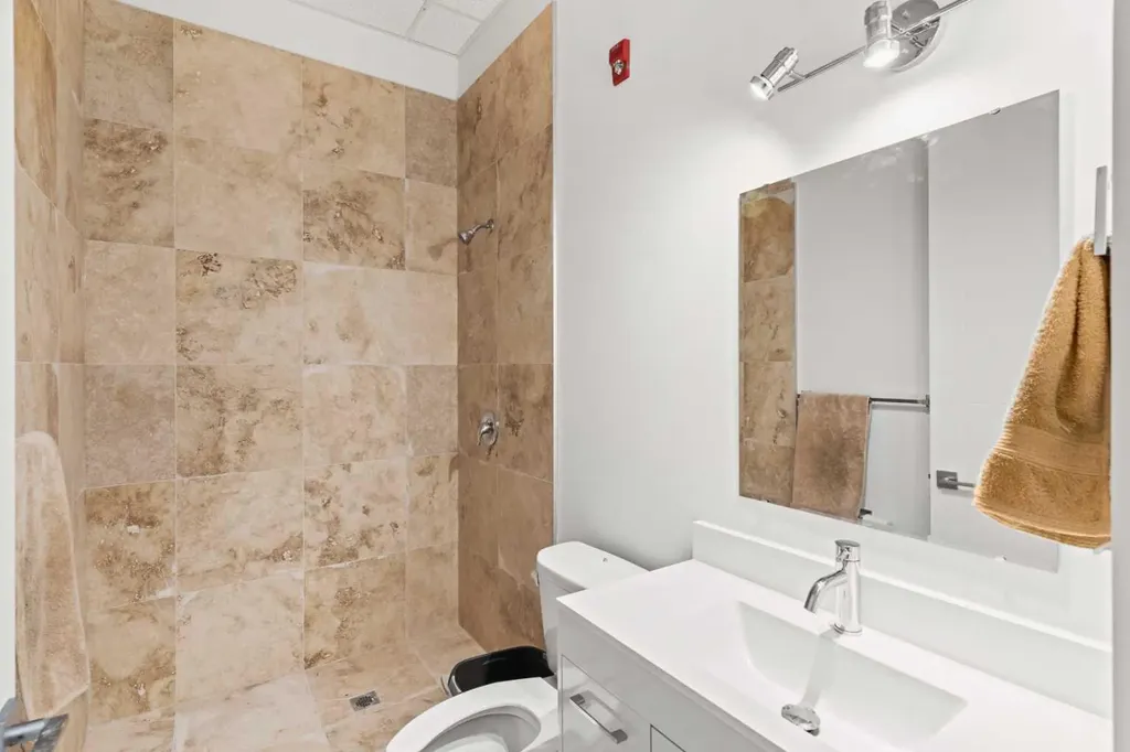 10960 42 Street NE Calgary AB T3N 2B8