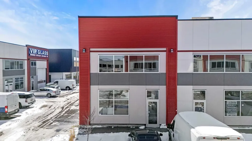 10960 42 Street NE Calgary AB T3N 2B8