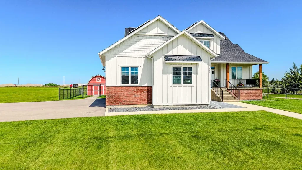 347 1 Avenue N Magrath AB T0K 1J0