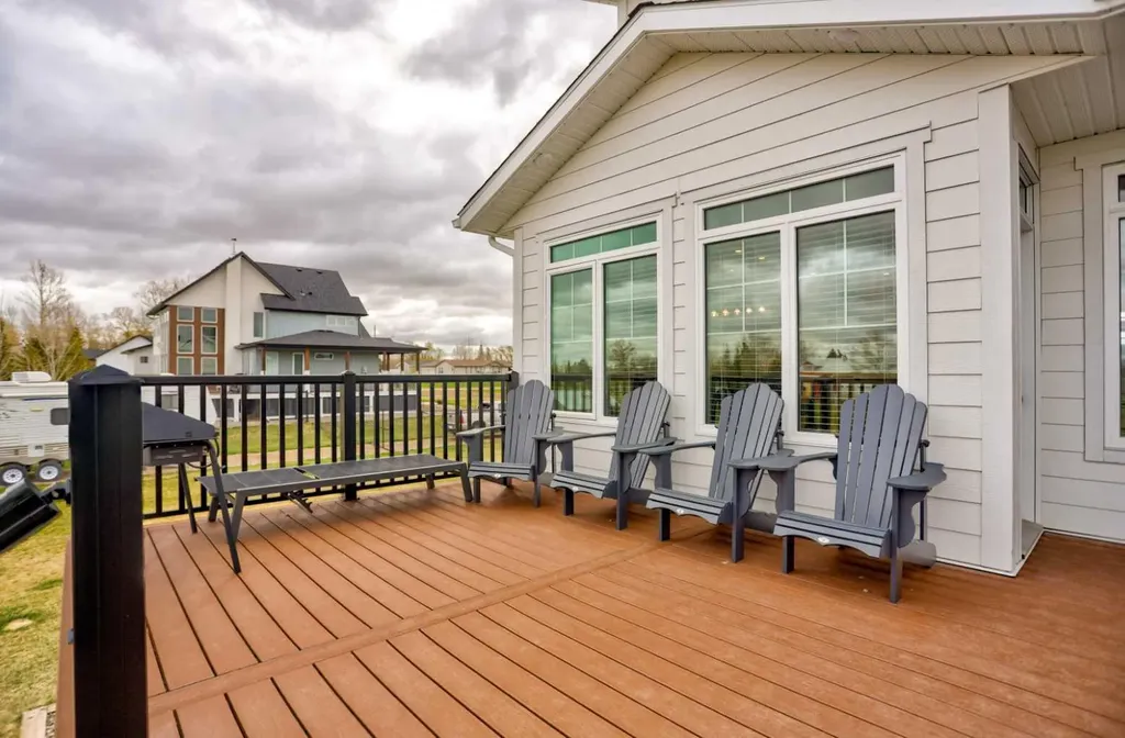 347 1 Avenue N Magrath AB T0K 1J0