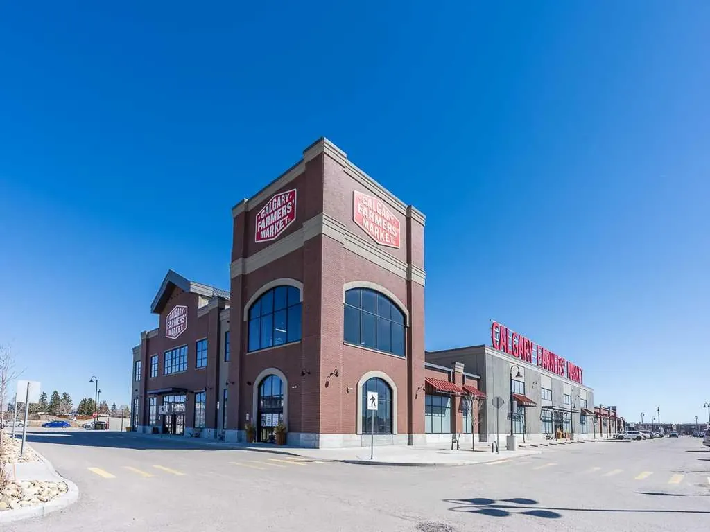 80 Greenbriar Place NW Calgary AB T3B 6J4