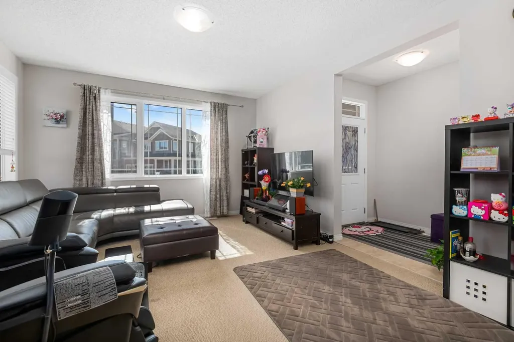 295 Carrington Circle NW Calgary AB t3p 0y6