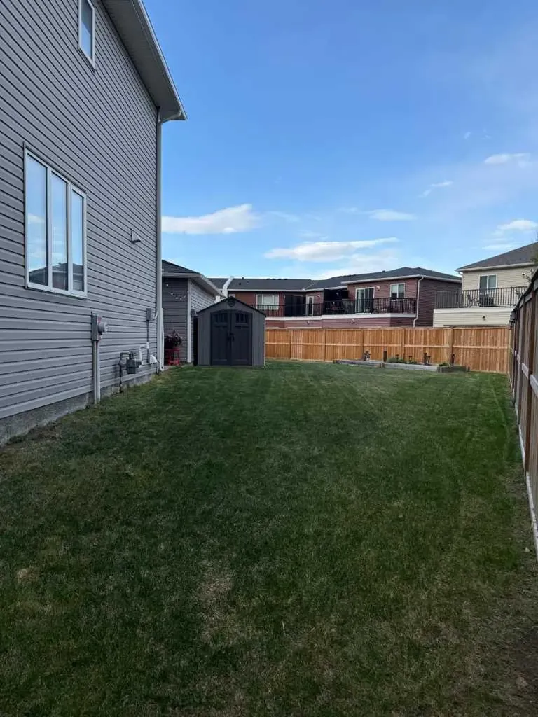 295 Carrington Circle NW Calgary AB t3p 0y6