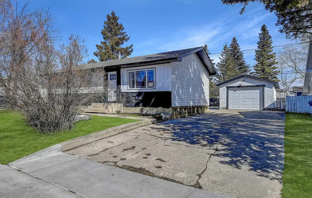 8503 100 Street Grande Prairie AB T8V 2J8
