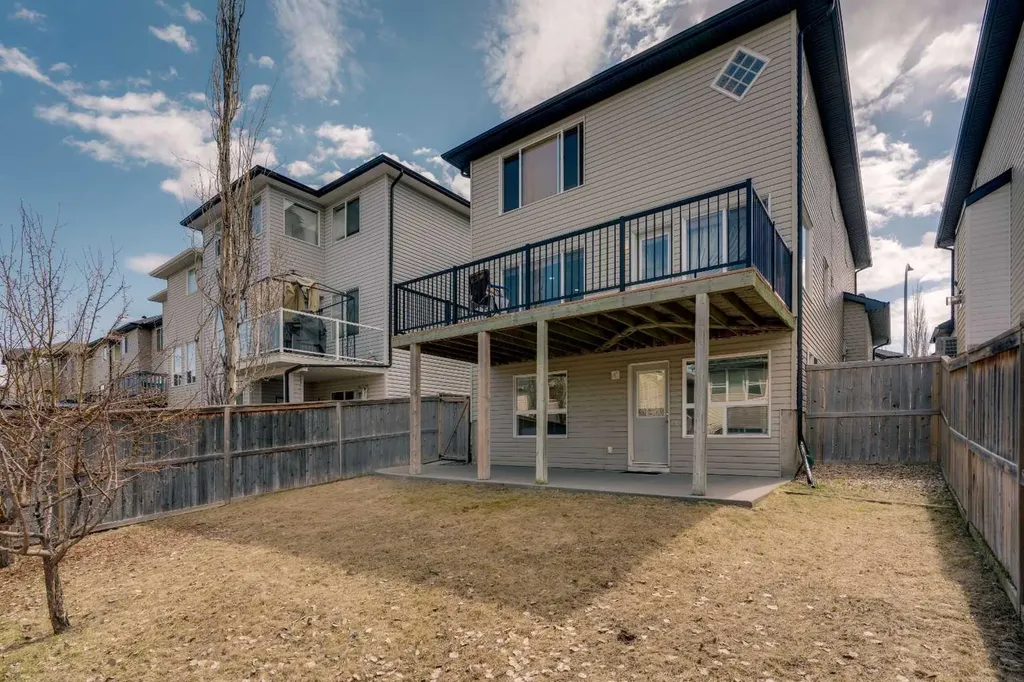 133 Everwoods Close SW Calgary AB T2Y 5A6