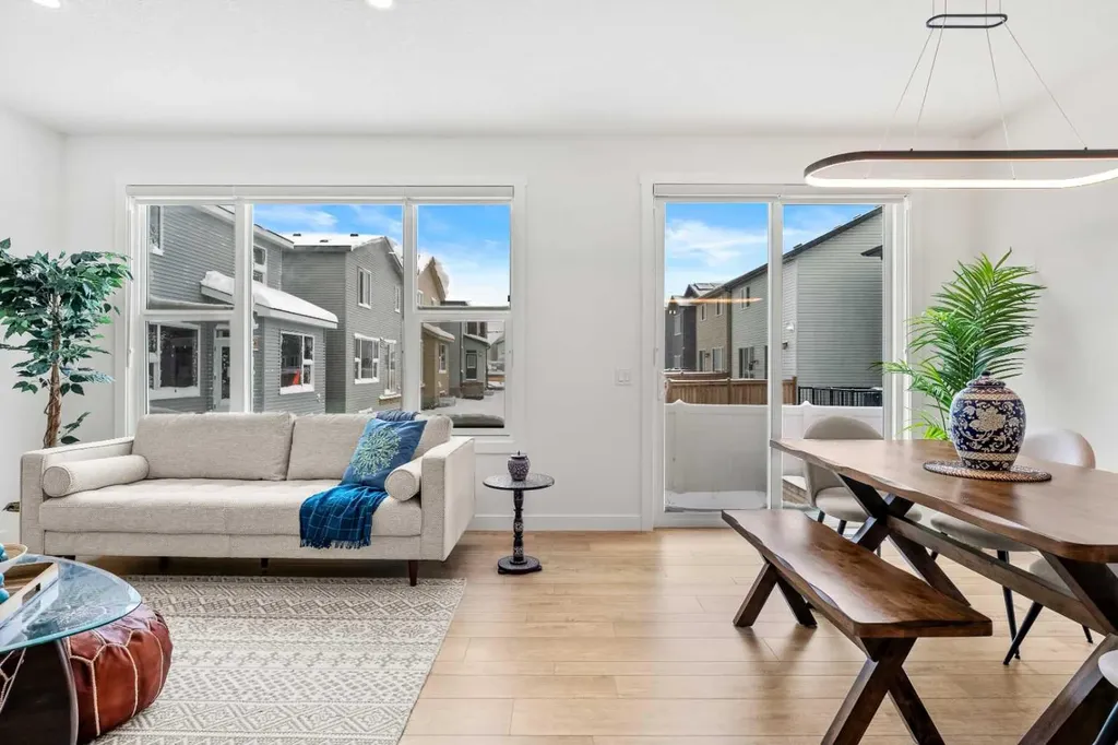 20 Walgrove Heights SE Calgary AB T2X 5P1