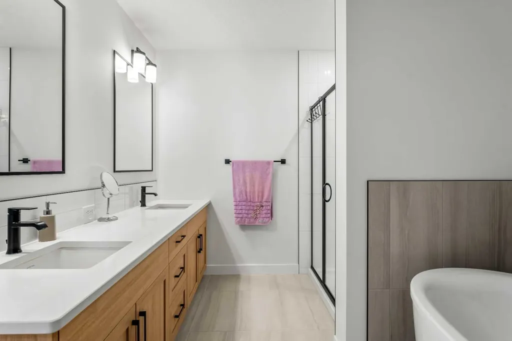 20 Walgrove Heights SE Calgary AB T2X 5P1