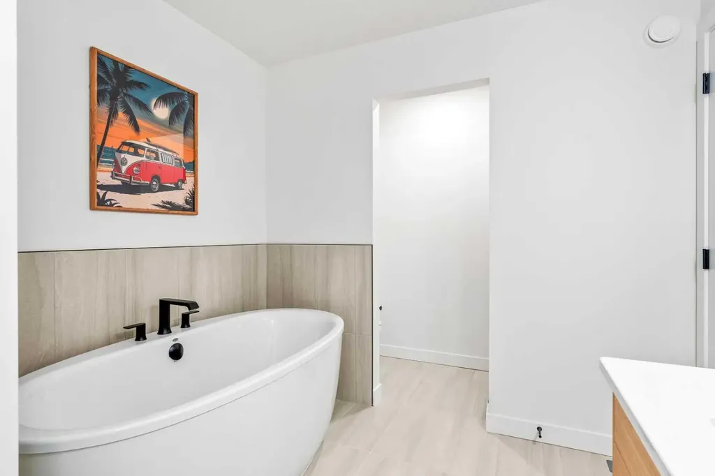 20 Walgrove Heights SE Calgary AB T2X 5P1
