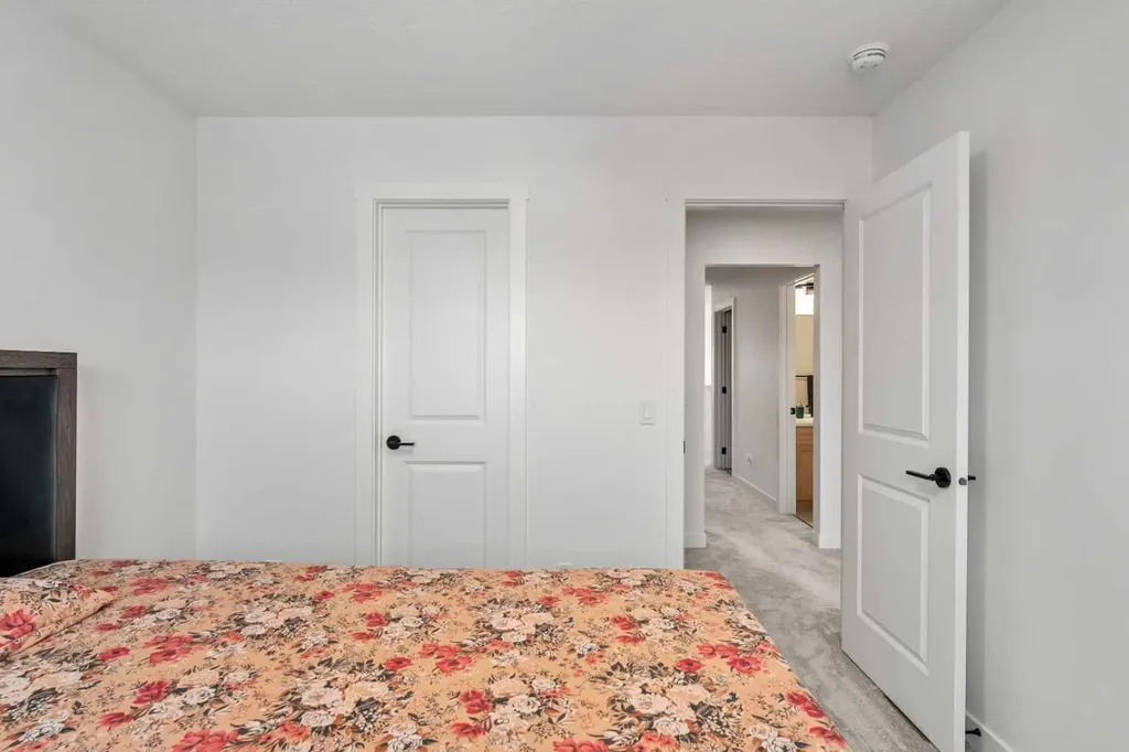 20 Walgrove Heights SE Calgary AB T2X 5P1