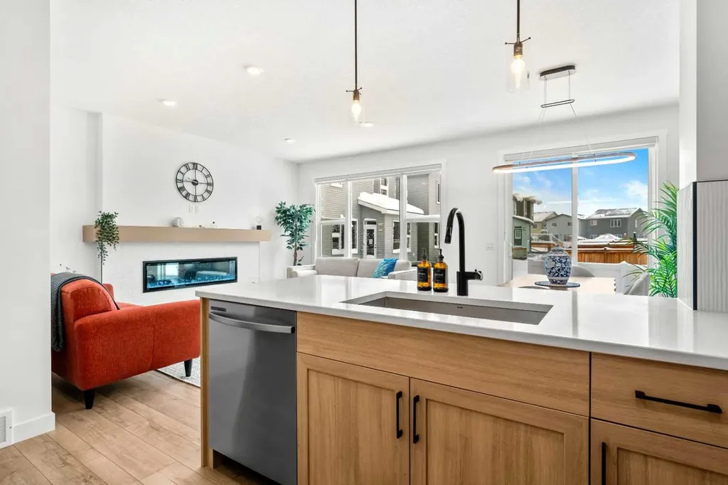 20 Walgrove Heights SE Calgary AB T2X 5P1