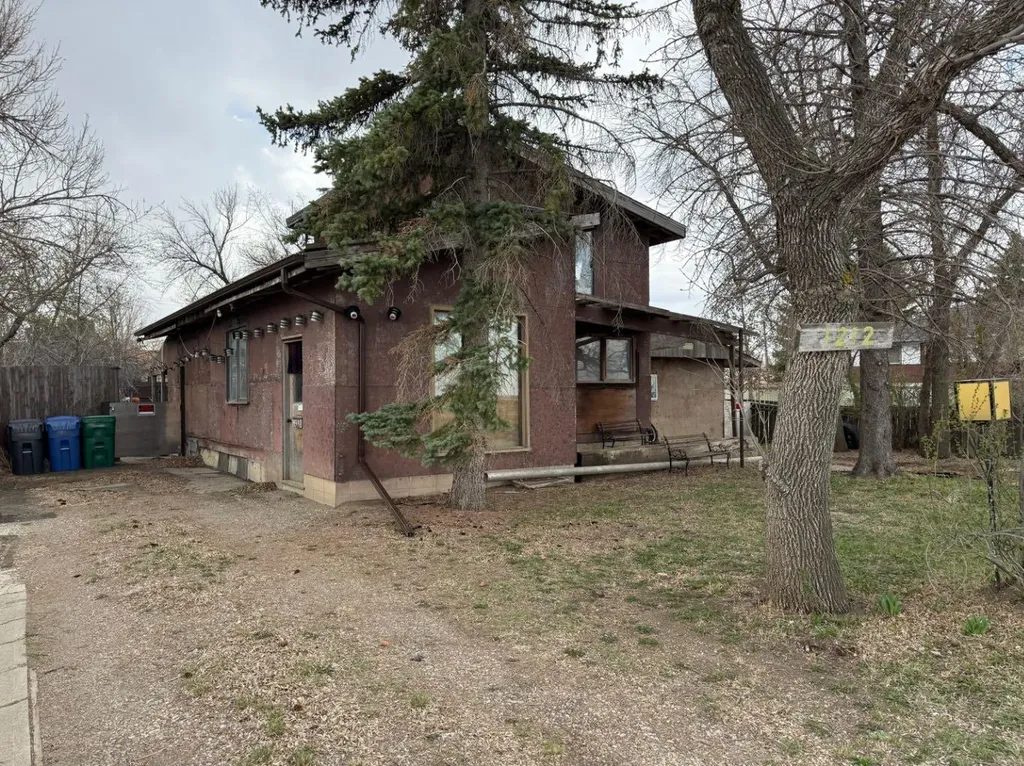 1212 44 Avenue N Lethbridge AB T1H 6A7
